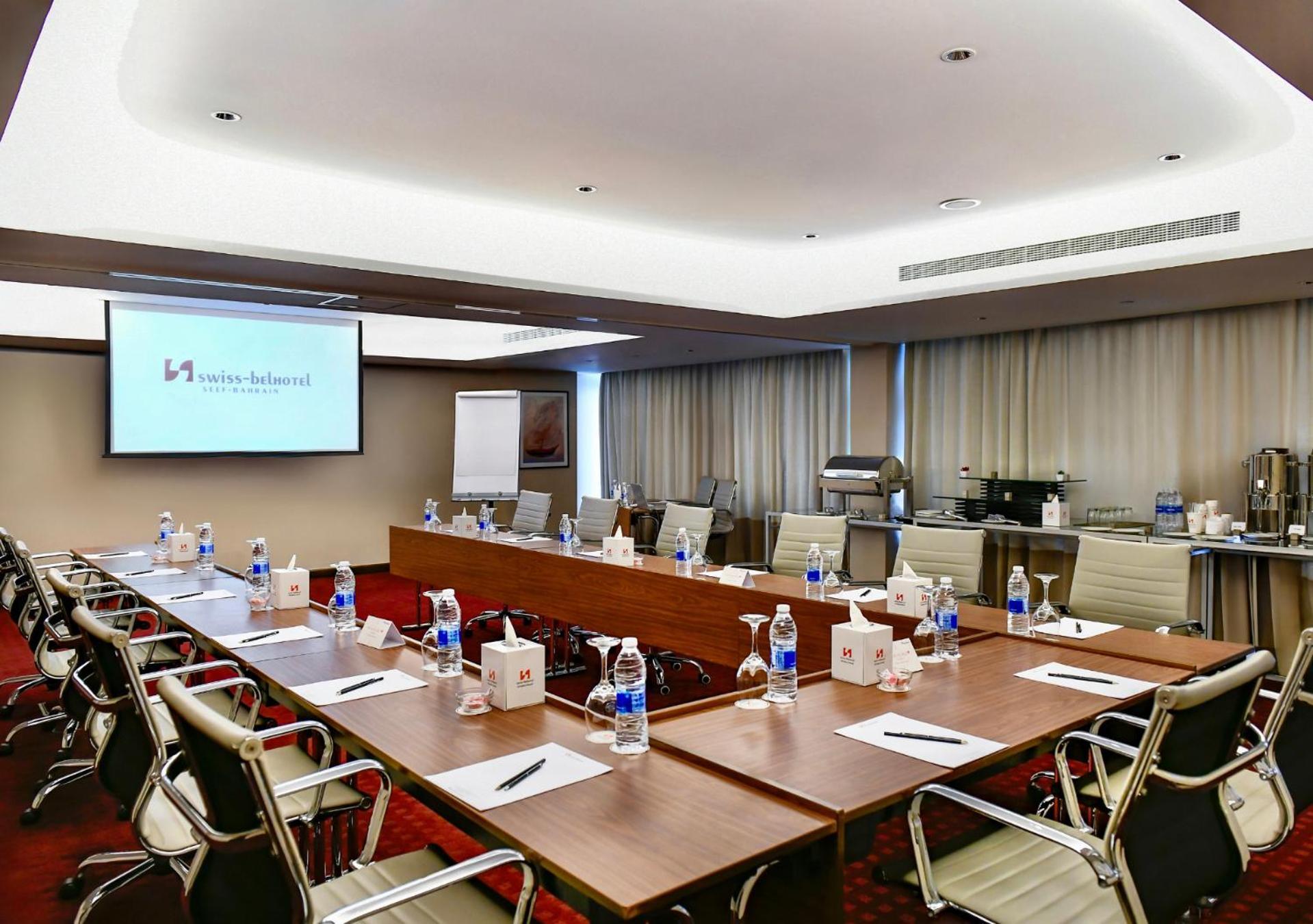 Swiss-Belhotel Seef Bahrain Al-Manamah Bagian luar foto
